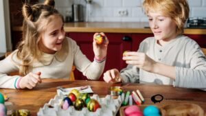 "Family Language Learning: Engaging Ways to Learn with Your Kids"