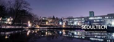 "Student analyzing data on a computer - Study MS in Data Analytics in the USA"