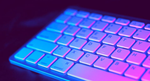 "Diploma certificate with Canadian flag - Diploma courses after graduation in Canada"