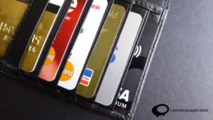 PAY FOR THINGS IN JAPAN: A GUIDE